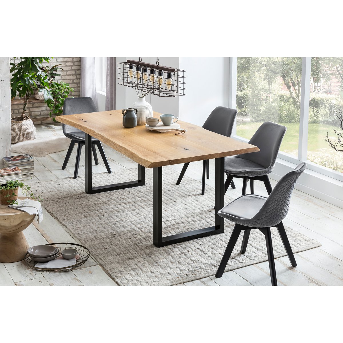 Massief Eikenhouten Eettafel met Boomrand en Zwart U-frame 160 cm - Afbeelding 7