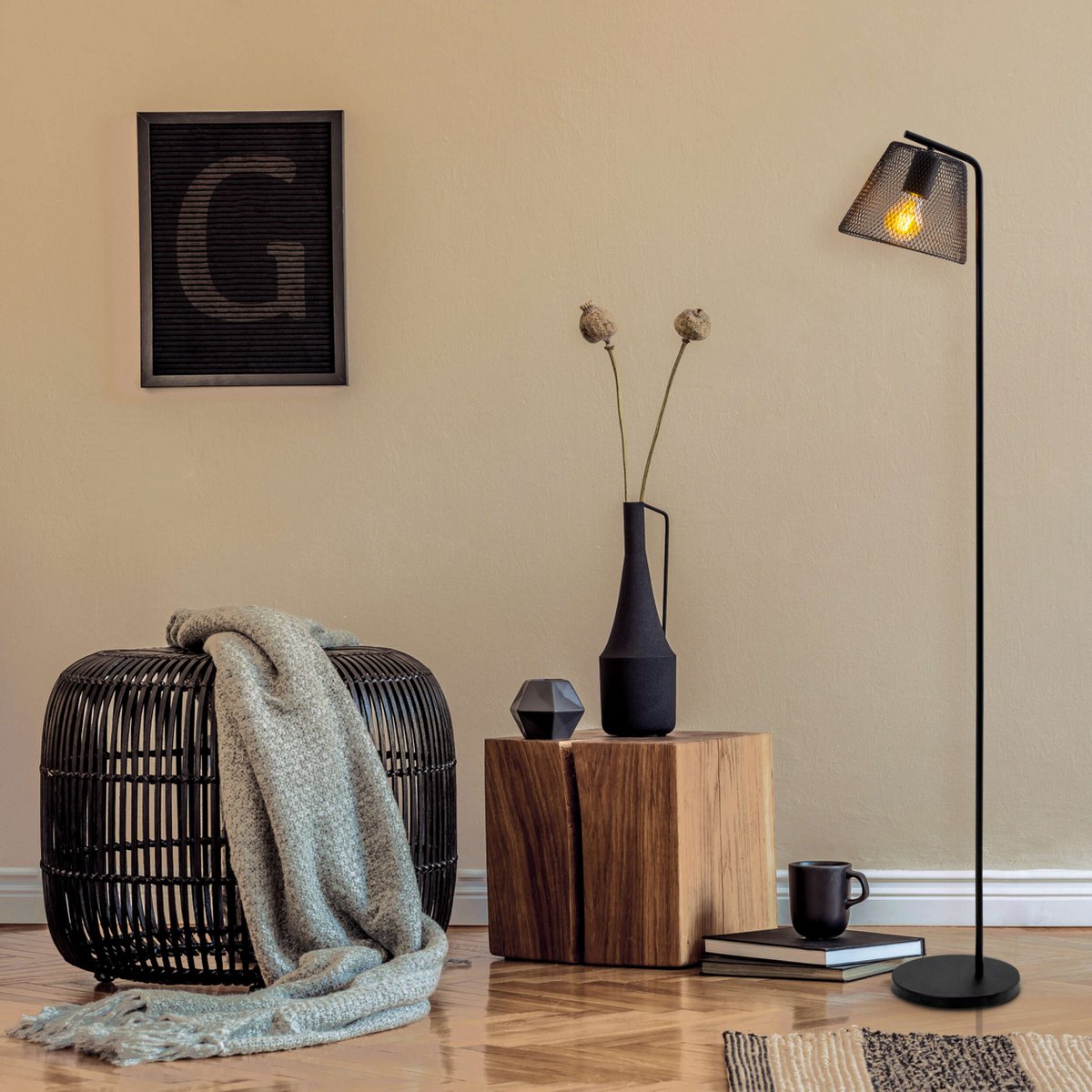 Staande lamp "Korie", vloerlamp gemaakt van zwart in zwart, met E27 -aansluiting, 140 cm hoog, voor de woonkamer en kantoor. - Afbeelding 6