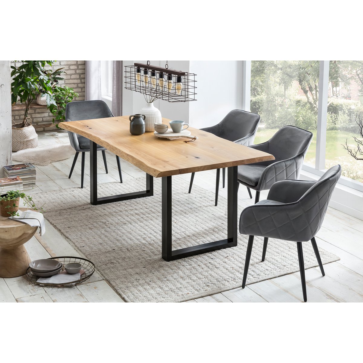 Massief Eikenhouten Eettafel met Boomrand en Zwart U-frame 160 cm - Afbeelding 3