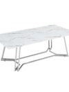 Chique salontafel met marmerlook glasblad en chroomkleurig frame